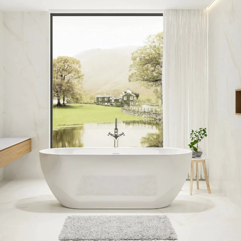 Charlotte Edwards Belgravia in the middle of a contemporary bathroom in colour Polished Gloss White in size length 1700mm x width 670mm x height 600mm 