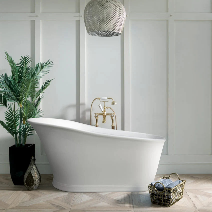 BC Designs Cian Freestanding Slipper Bath, White 1590x785mm bathroom image