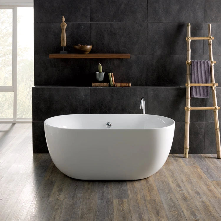 BC Designs Dinkee Acrylic Freestanding Small Bath, Gloss White, 1500x780mm in a bathroom space