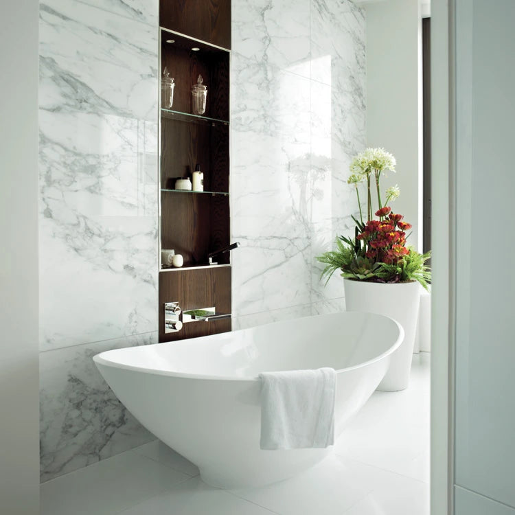 BC Designs Kurv Cian Freestanding Bath, White & ColourKast Finishes 1890mm x 900mm BAB005 BAB006 polished white
