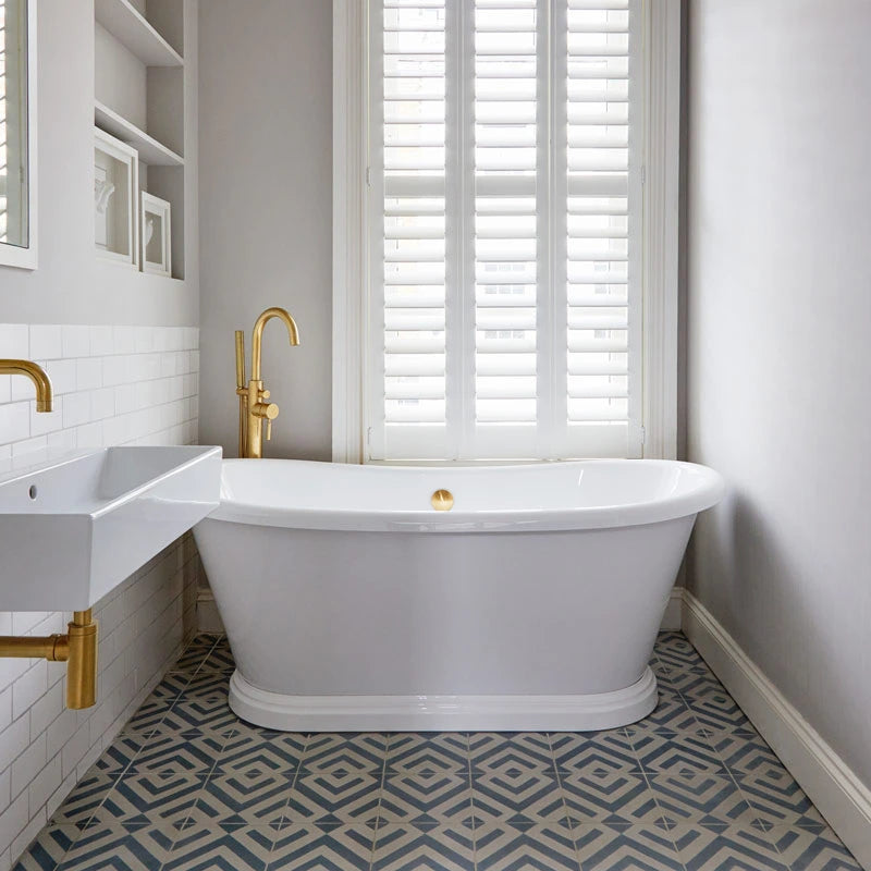BC Designs Traditional Boat Bath, Acrylic Roll Top bespoke custom Painted Bathtub 1580mm x 750mm BAS063 white